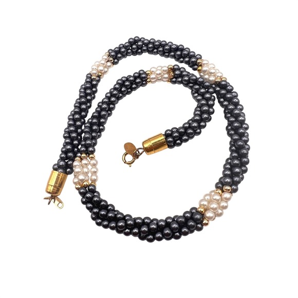 19" Park Lane RETIRED Blue Grey & White Twisted Beaded Necklace - Picture 1 of 6